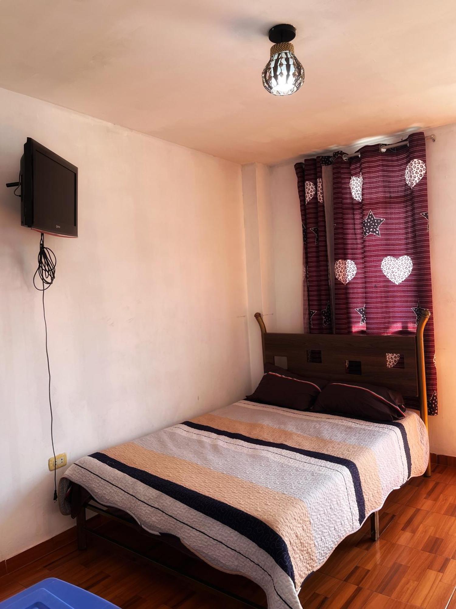 Ugarte Street Bed and Breakfast Trujillo Buitenkant foto